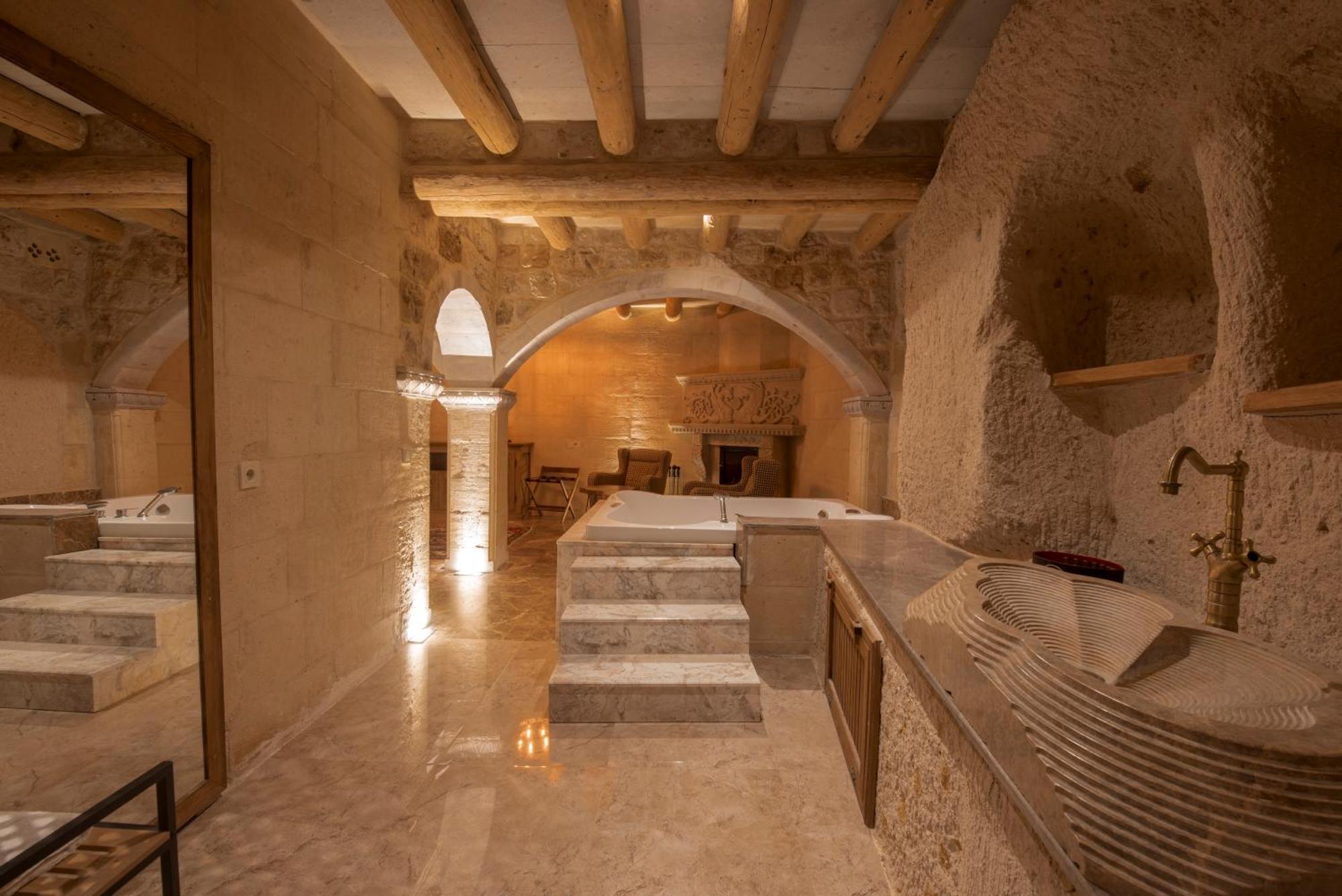 Harem Suites Cappadocia Uçhisar Exterior photo